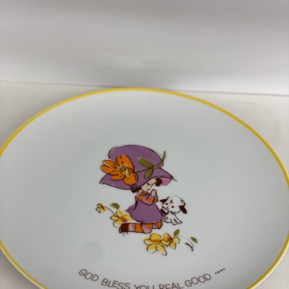 Decorative Vintage 1973 Mopsie Plate with Girl and Dog Design - Picture 3 of 4